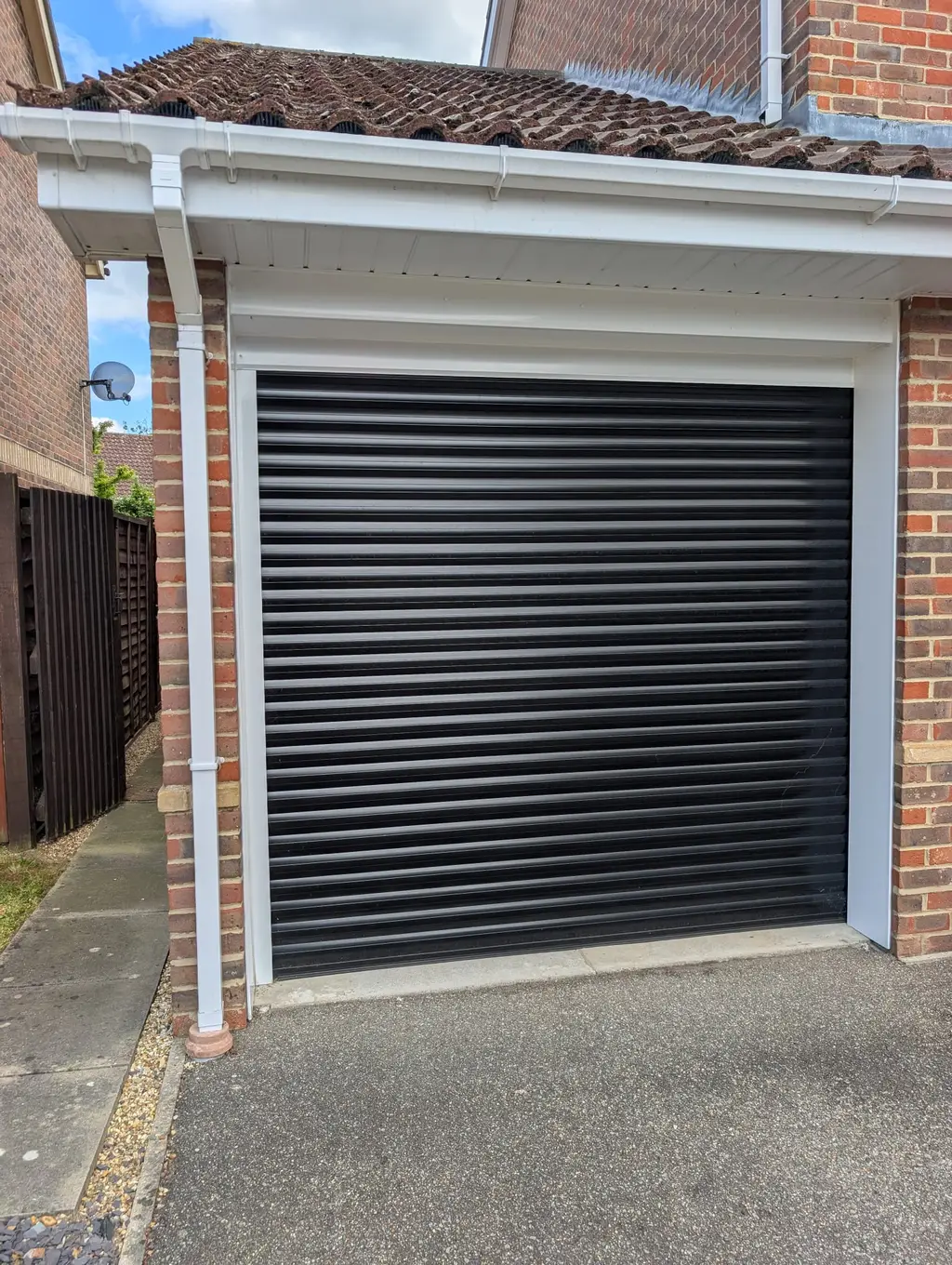 New Rollrite roller garage door fitted and finished by the install team